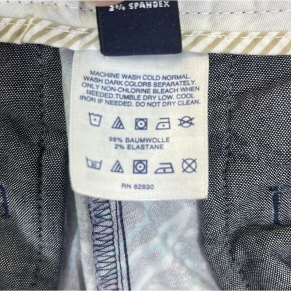 Lands' End Women's Bermuda Shorts Blue Paisley Fit 2 Size 8 - Picture 7 of 7